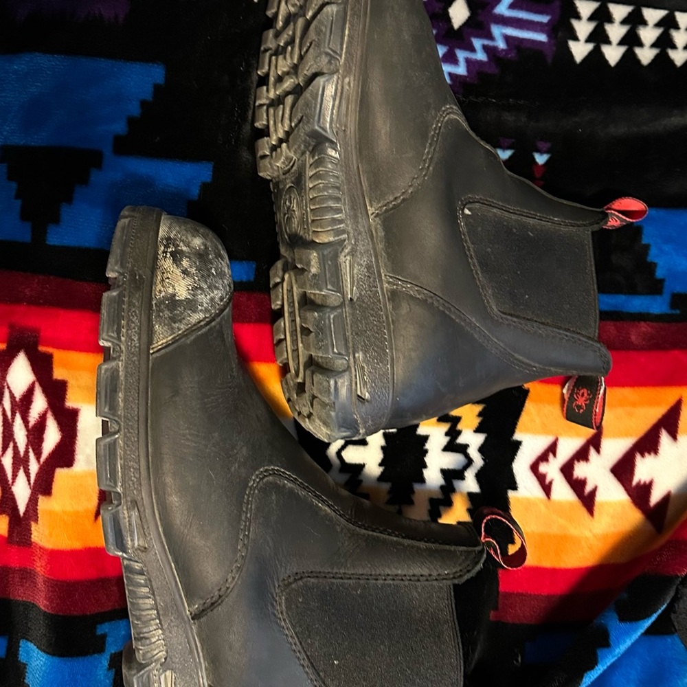 Redback Black Leather Men's Boots